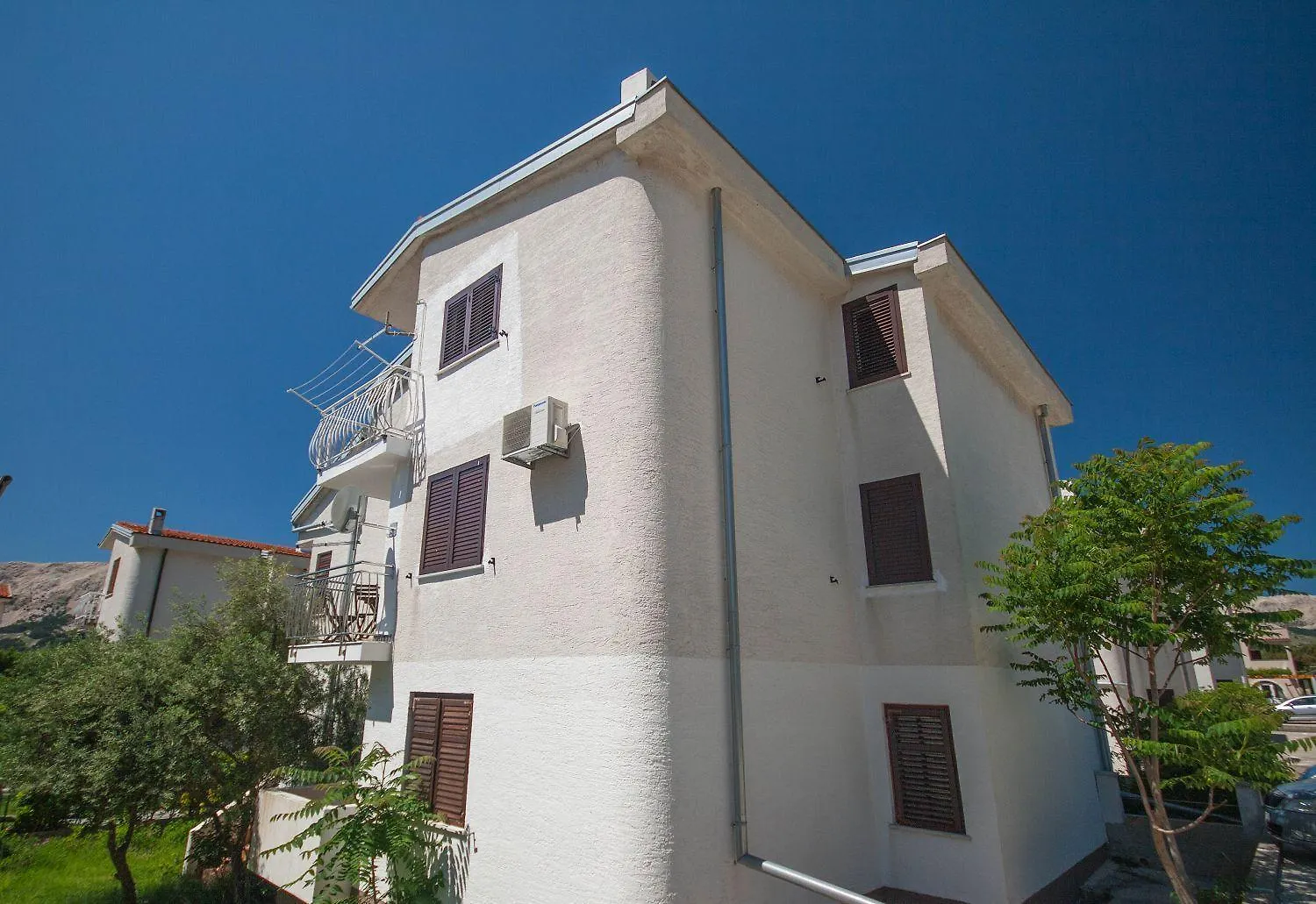 Ferienwohnung Mit Klima, Wifi, Parkplatz, Waschmaschine Baska